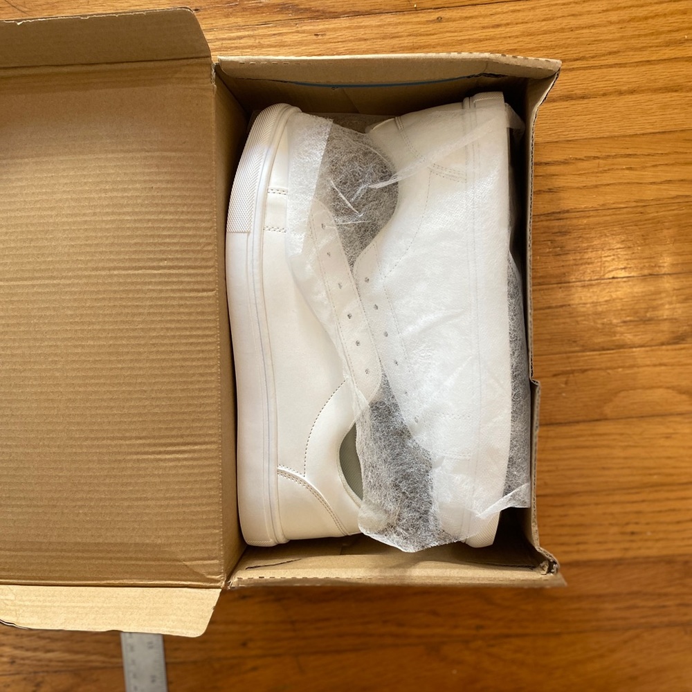 White Mens European Size 43 Shoe